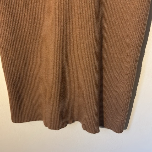 Madewell Brown Bodycon V-Neck Dress - Picture 9 of 9
